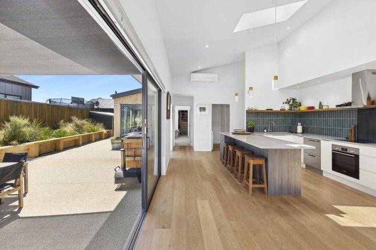 Photo of property in 14 Pounamu Avenue, Albert Town, Wanaka, 9305