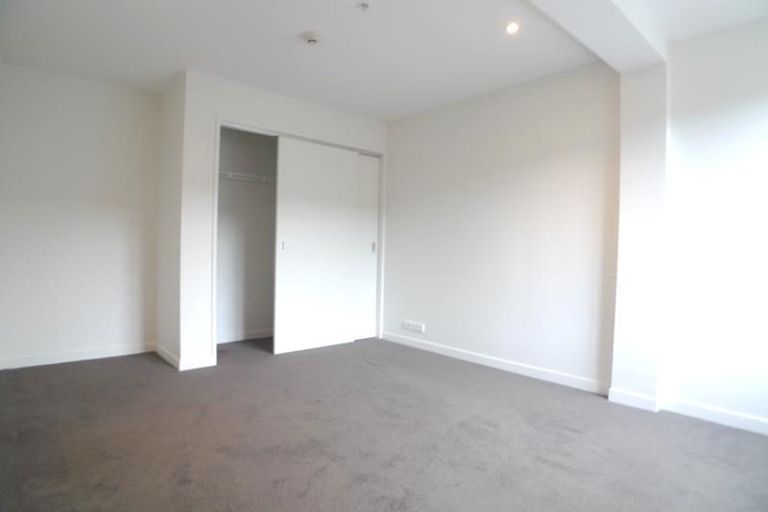 Photo of property in Nouvo Apartments, 3i/21 Rugby Street, Mount Cook, Wellington, 6021