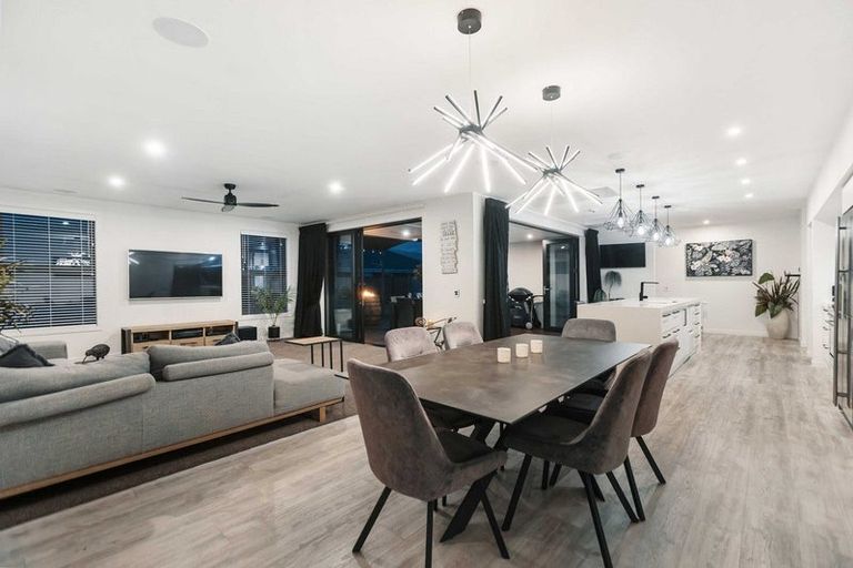 Photo of property in 6 Hortons Way, Cromwell, 9310