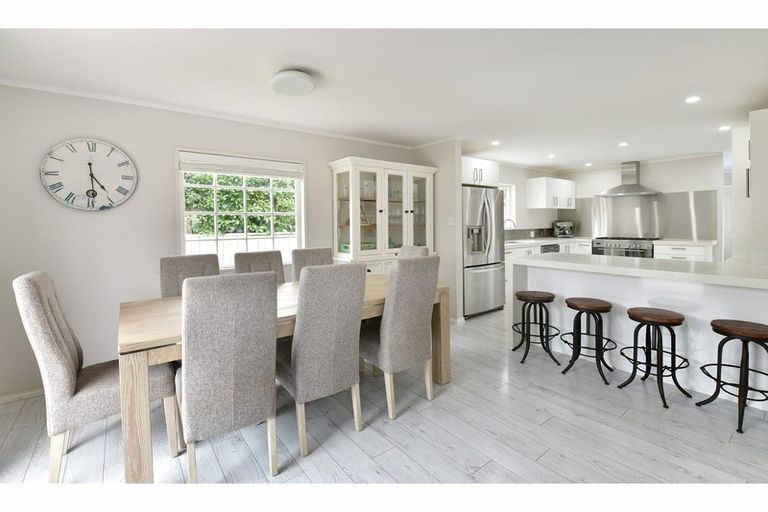 Photo of property in 11a Milton Road, Orewa, 0931