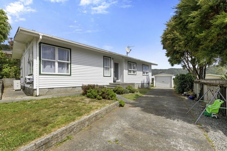 Photo of property in 14 Matariki Grove, Wainuiomata, Lower Hutt, 5014
