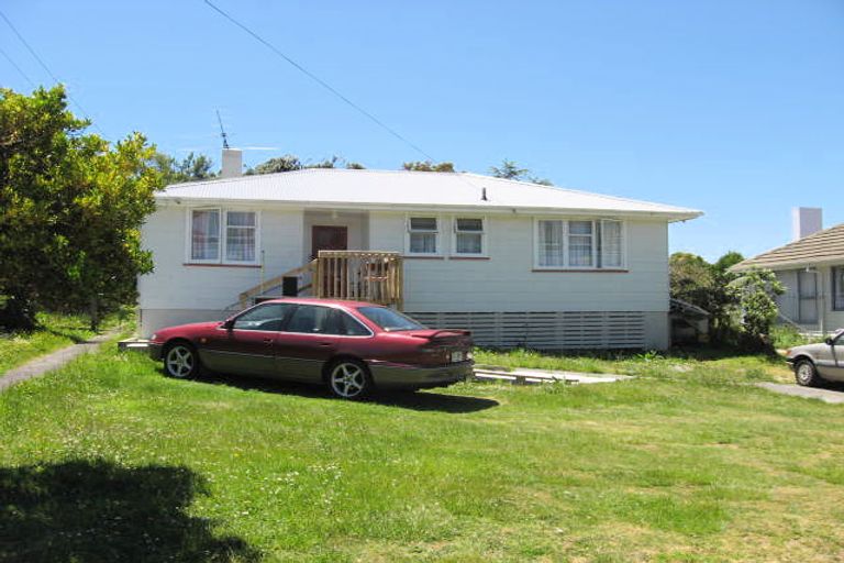 Photo of property in 137 Te Pene Avenue, Titahi Bay, Porirua, 5022