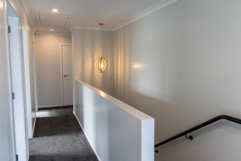 Photo of property in 49 Mercury Way, Whitby, Porirua, 5024