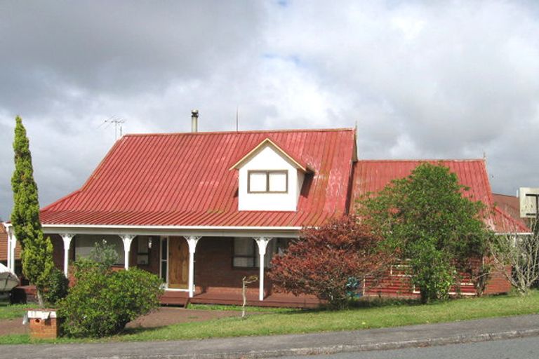 Photo of property in 13 Tatyana Place, Massey, Auckland, 0614