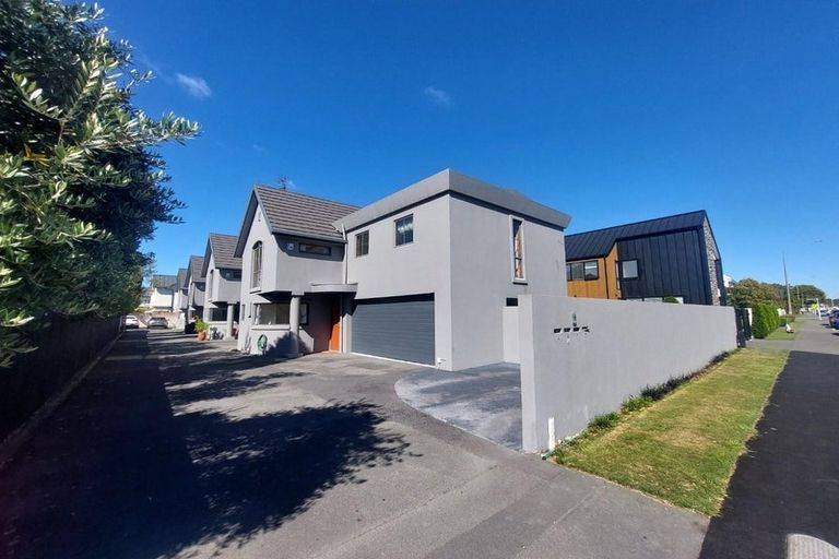 Photo of property in 9a Kilmarnock Street, Riccarton, Christchurch, 8011
