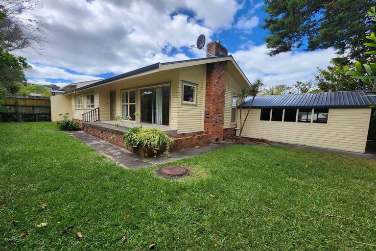 Photo of property in 1/51 Seine Road, Forrest Hill, Auckland, 0620