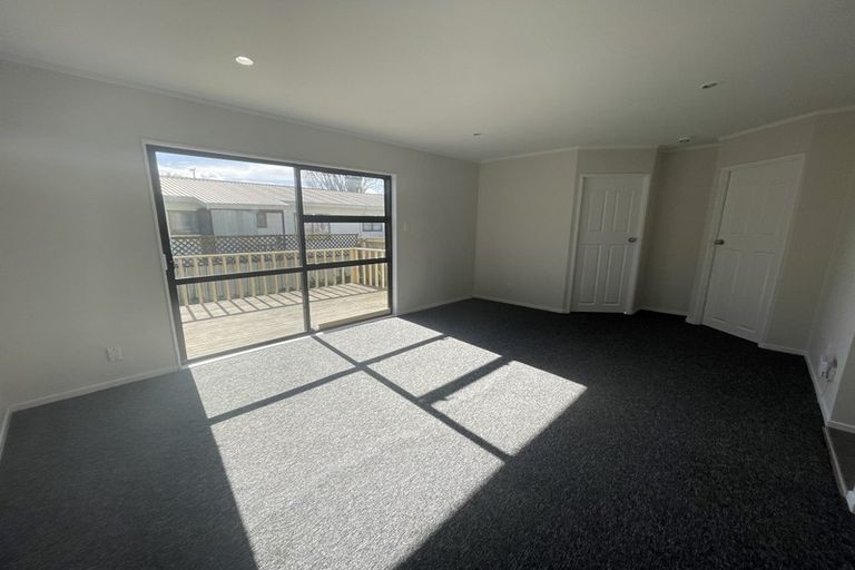 Photo of property in 2/48 Coxhead Road, Manurewa, Auckland, 2102