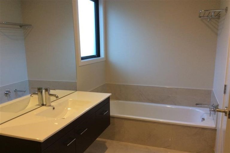Photo of property in 10 Ellesmere Avenue, Jacks Point, Queenstown, 9371
