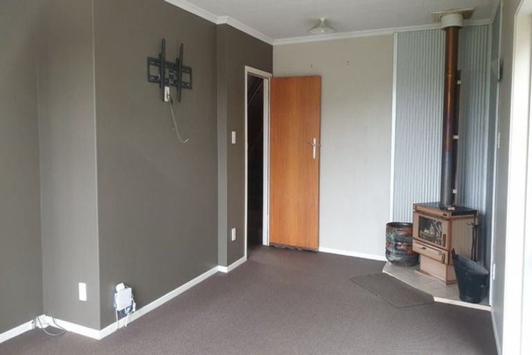 Photo of property in 70 Grant Road, Otatara, Invercargill, 9879