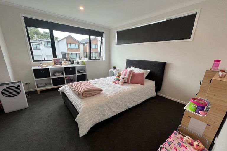 Photo of property in 17 Seafarer Crescent, Stanmore Bay, Whangaparaoa, 0932