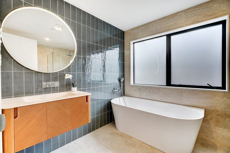 Photo of property in 19c Bardia Street, Belmont, Auckland, 0622