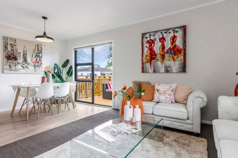 Photo of property in 26 Imperial Place, Henderson, Auckland, 0612