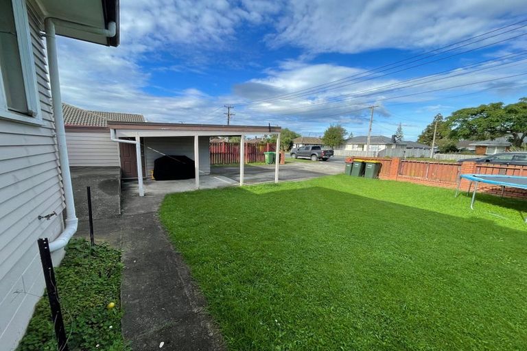 Photo of property in 18 Hunua Road, Papakura, 2110