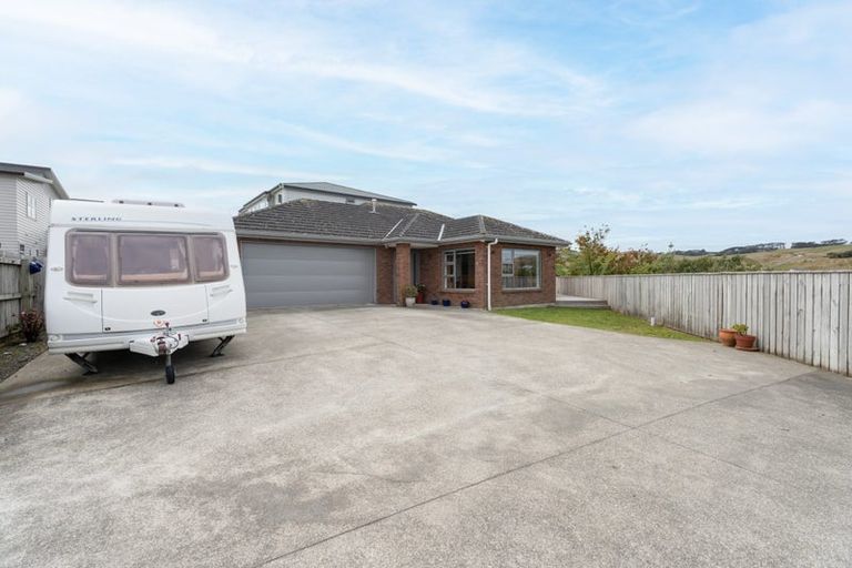 Photo of property in 178 Mark Avenue, Grenada Village, Wellington, 6037