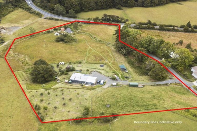 Photo of property in 958 Whangaripo Valley Road, Whangaripo, Wellsford, 0972