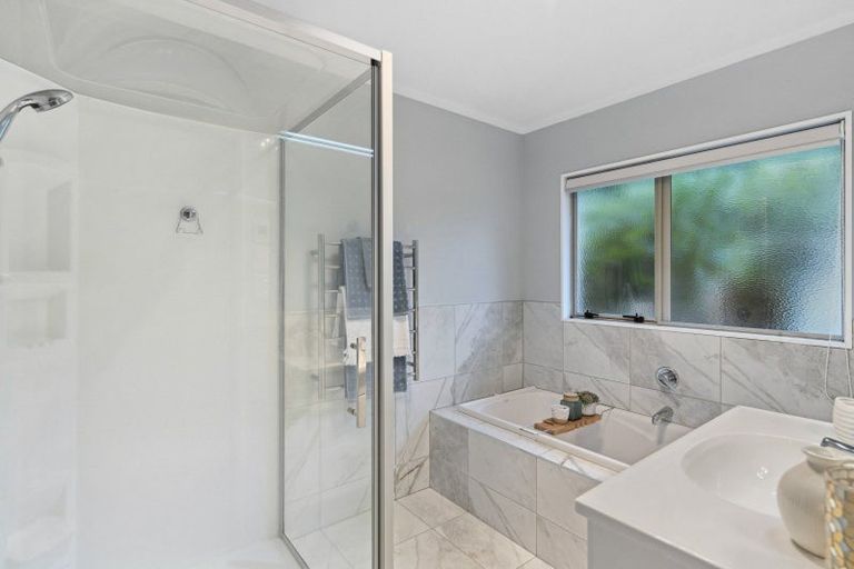 Photo of property in 14 Meredith Way, Paraparaumu Beach, Paraparaumu, 5032