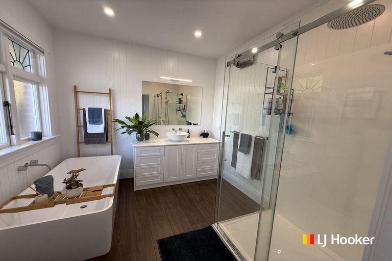 Photo of property in 104 Forbury Road, Saint Clair, Dunedin, 9012