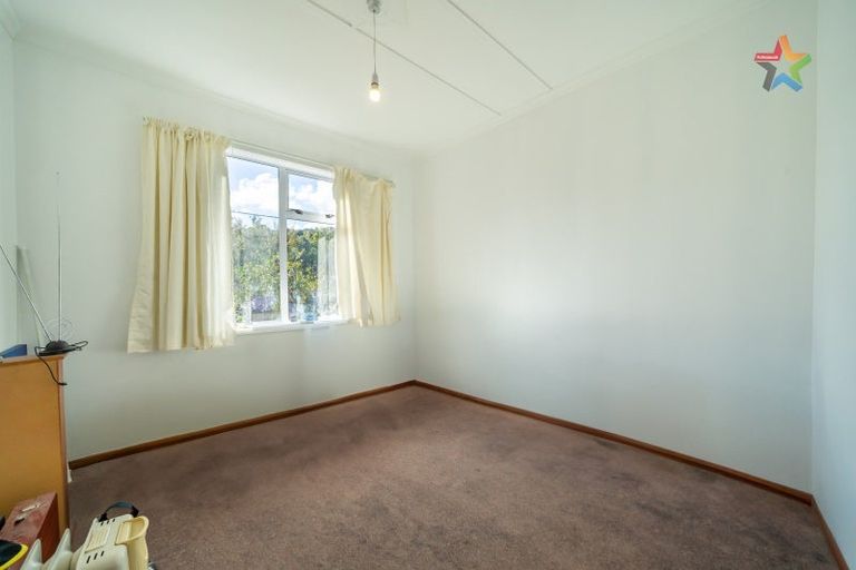 Photo of property in 88 Main Road, Wainuiomata, Lower Hutt, 5014