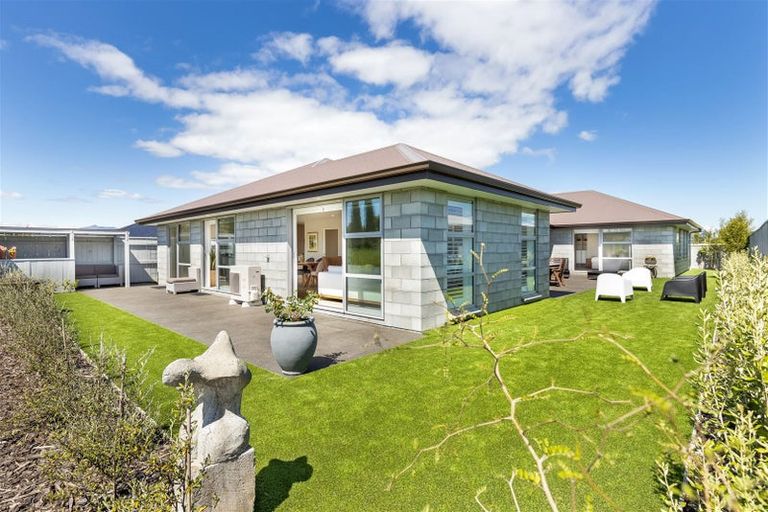 Photo of property in 24 Spencer Place, Springlands, 7201