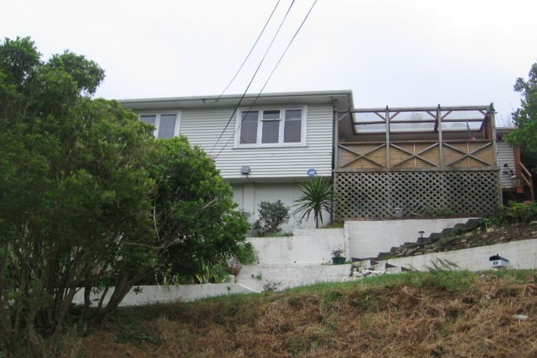 Photo of property in 52 Huntingdon Street, Northland, Wellington, 6012