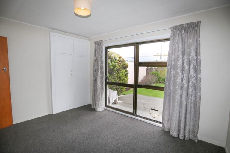 Photo of property in 83 Roberta Drive, Somerfield, Christchurch, 8024