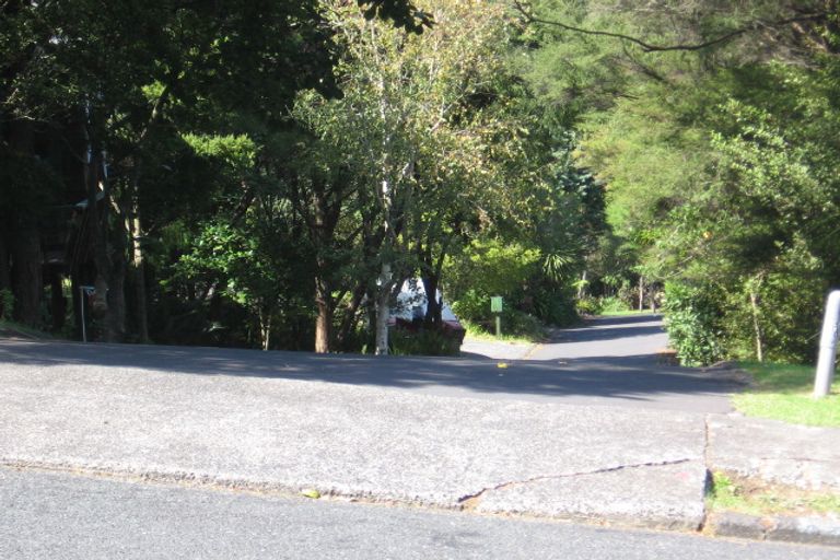 Photo of property in 106 Park Hill Road, Birkenhead, Auckland, 0626