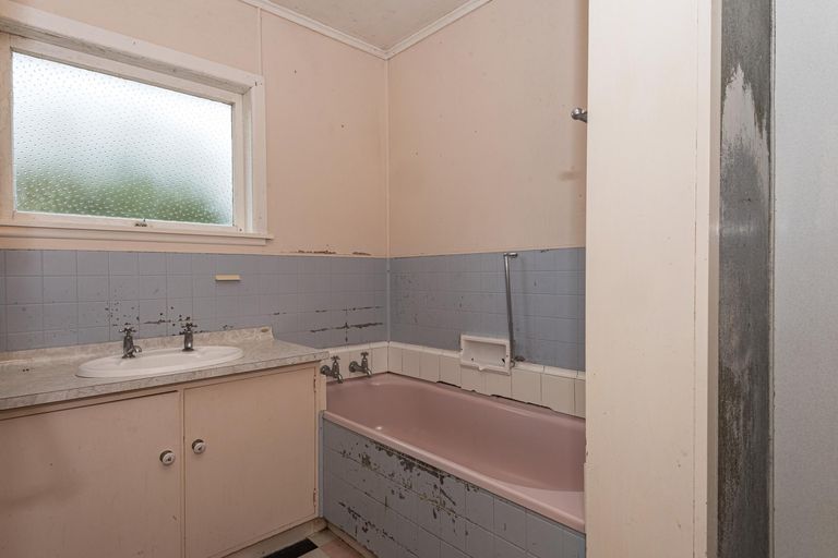 Photo of property in 3659 Mangakahia Road, Pakotai, Whangarei, 0172