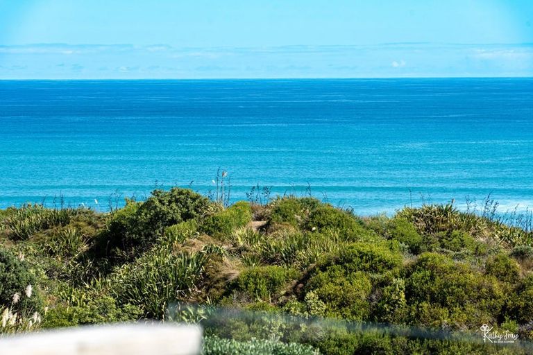 Photo of property in 13 Bayly Street, Baylys Beach, Dargaville, 0377