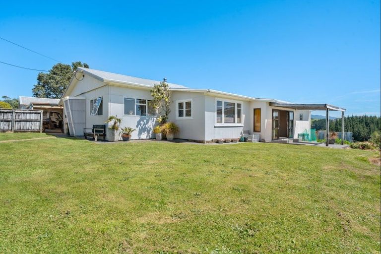Photo of property in 38 Atkinson Road, Hurworth, New Plymouth, 4371