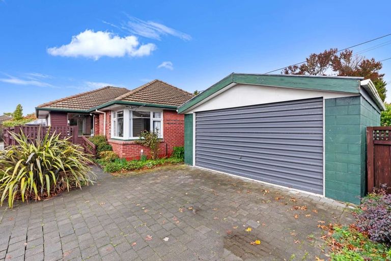 Photo of property in 298 Withells Road, Avonhead, Christchurch, 8042