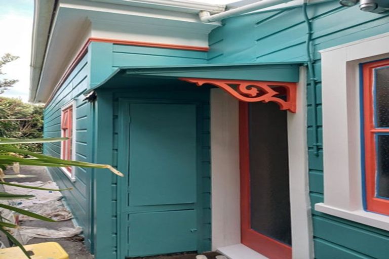 Photo of property in 36 Evans Bay Parade, Roseneath, Wellington, 6021