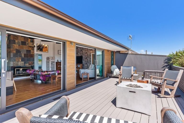 Photo of property in 235a Manly Street, Paraparaumu Beach, Paraparaumu, 5032