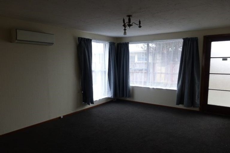 Photo of property in 2/560 Hereford Street, Linwood, Christchurch, 8011