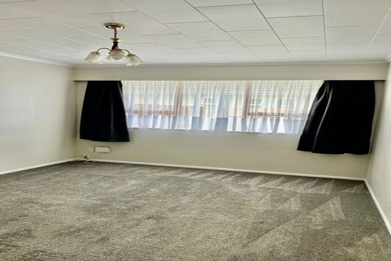 Photo of property in 2/30 Whitley Avenue, Ebdentown, Upper Hutt, 5018