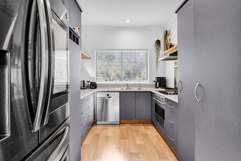 Photo of property in 96 Bayly Road, Blagdon, New Plymouth, 4310