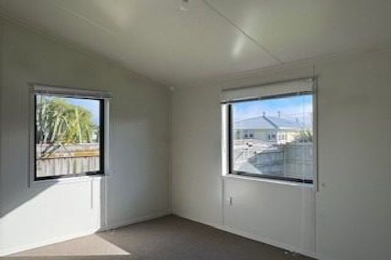 Photo of property in 83 Tyndall Street, Pahiatua, 4910