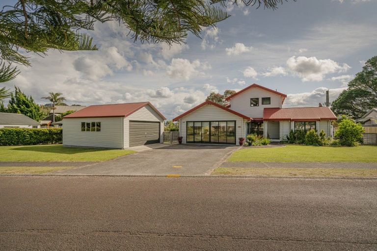 Photo of property in 186 Vista Paku, Pauanui, Hikuai, 3579