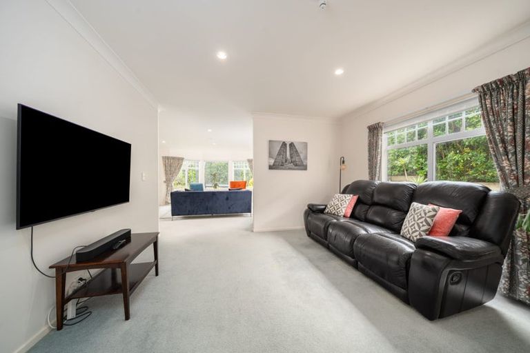 Photo of property in 4 Amesbury Drive, Churton Park, Wellington, 6037