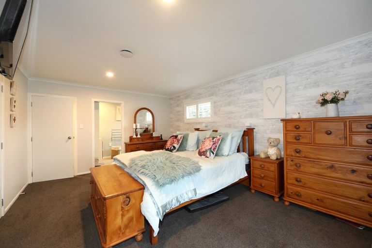 Photo of property in 4 Forsyth Street, Taradale, Napier, 4112