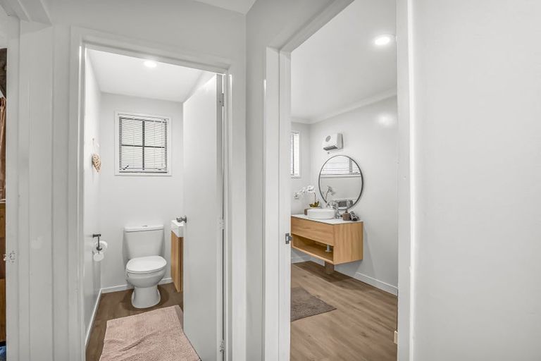 Photo of property in 64 Karnak Crescent, Russley, Christchurch, 8042