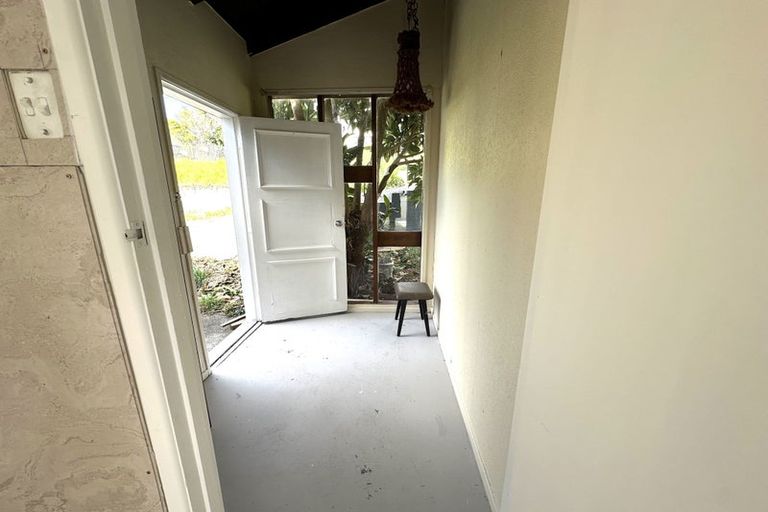 Photo of property in 305 Don Buck Road, Massey, Auckland, 0614