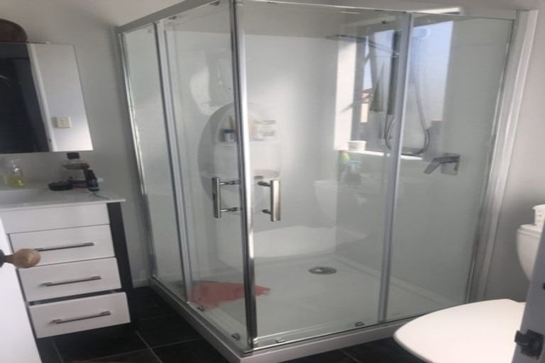 Photo of property in 4 Bathgate Street, Johnsonville, Wellington, 6037