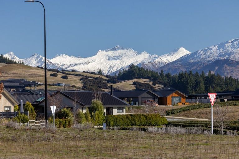 Photo of property in 2 Radiata Drive, Albert Town, 9305