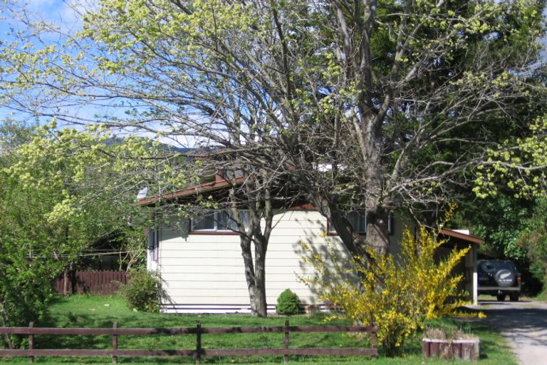 Photo of property in 86 Hinemoa Avenue, Taupo, 3330