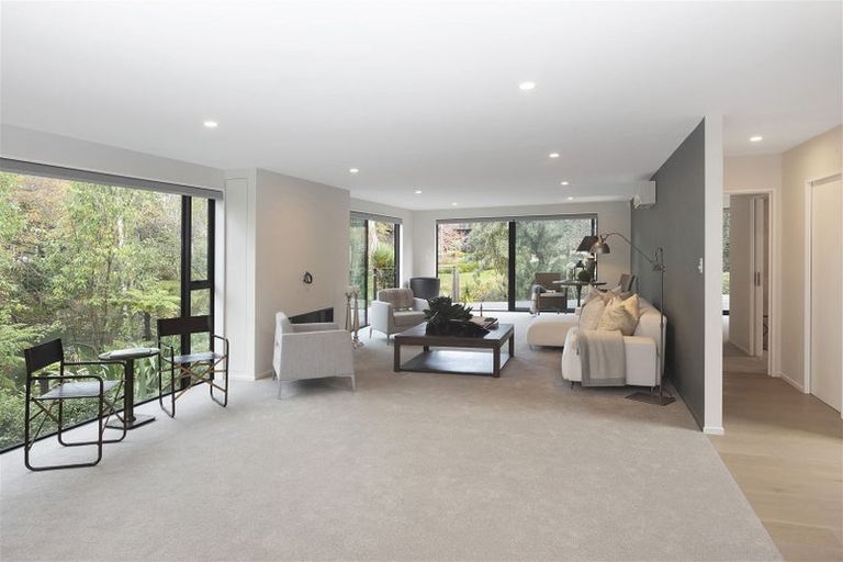 Photo of property in 7 Wood Lane, Fendalton, Christchurch, 8014