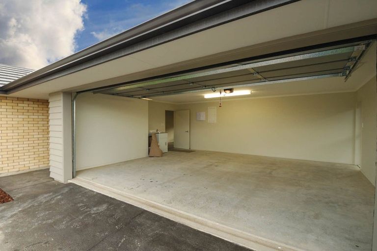 Photo of property in 1 Limbrick Crescent, Wigram, Christchurch, 8042