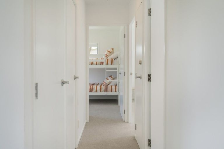 Photo of property in 35 Carina Way, Whitianga, 3510