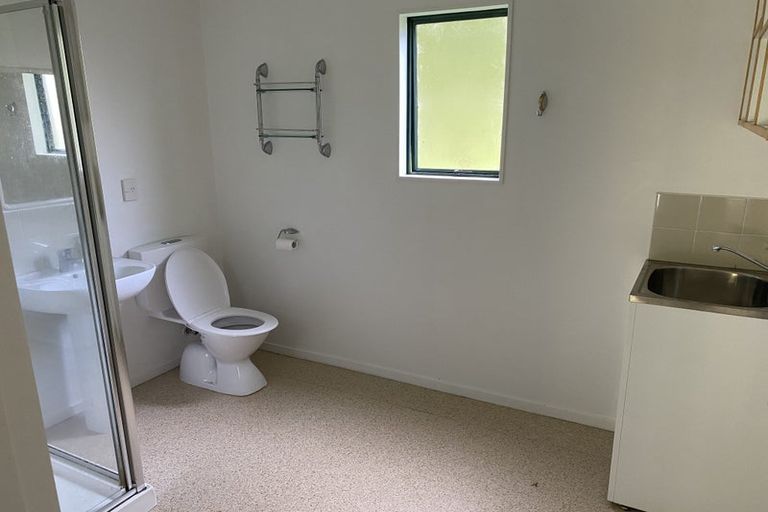 Photo of property in 960 Moonshine Road, Judgeford, Porirua, 5381