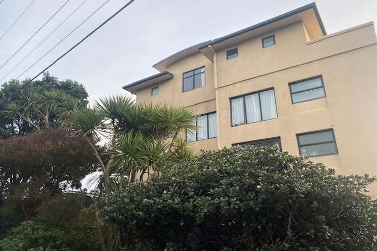 Photo of property in 564i Adelaide Road, Berhampore, Wellington, 6023