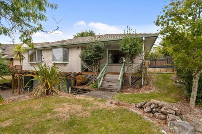 Photo of property in 10 Icarus Place, Sunnybrook, Rotorua, 3015